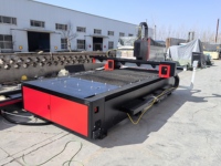 Machine de découpe laser intégrée pour plaques et tubes 3000W avec mandrin rotatif pour la fabrication métallique et le travail des tuyaux
