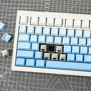 Kit de Teclado Mecánico <span class=keywords><strong>CIDOO</strong></span> V75 Plus CNC de Aluminio/Barebone con Pantalla Programable VIA, 75% Intercambiable en Caliente, Kit Personalizable/DIY - Product Image 5