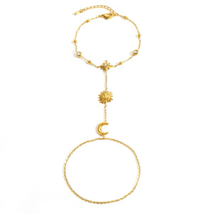 Pulsera de Acero Inoxidable Chapada en Oro de 18k con Incrustaciones de Diamantes en Forma de Sol, Luna y Estrella, Estilo Bohemio - Product Image 4