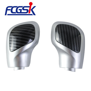 Couvre-poignée de levier de vitesses automatique Volkswagen en fibre de carbone, finition mate, ergonomique, compatible Golf 6 7 - Product Image 3