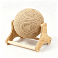 Balle à gratter rotative en sisal pour chat avec support en bois massif – Jouet vertical d'intérieur pour le nettoyage des griffes et l'auto-entretenissement du chat