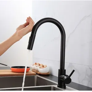 Factory Direct Te Koop Custom Smart Touch Sensor Matte Black 304 Rvs Keukenkraan Pull Down Automatische Keuken Tap