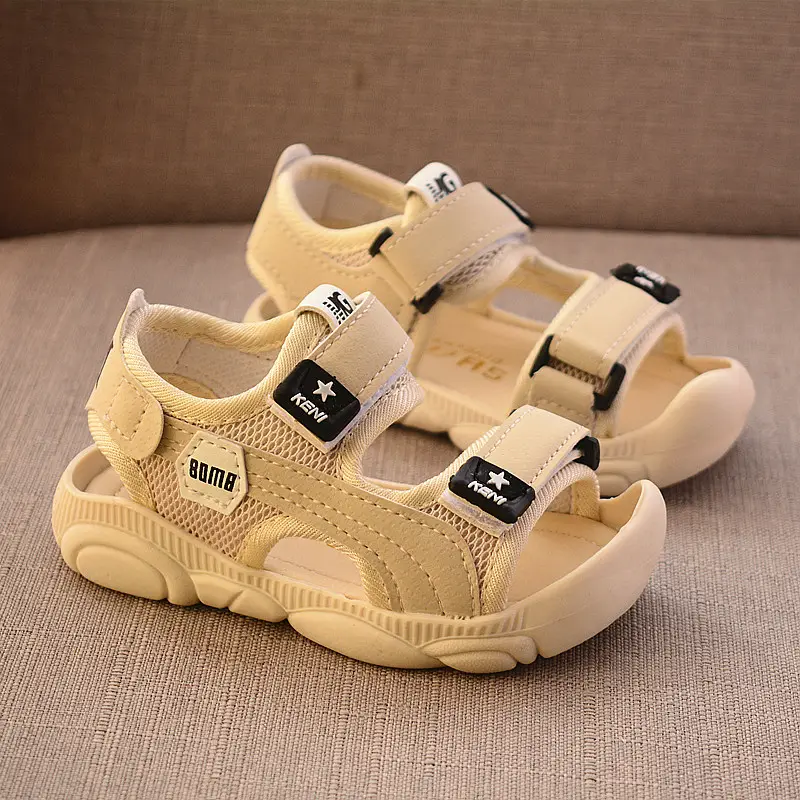 2023 New Summer Children Shoes Boys Soft Soles Beach Shoes Male Baby Baotou Anti-kick Children's Sandals Summer Sandals