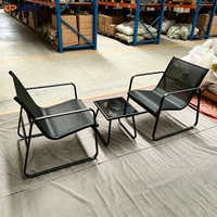 Ensemble de table et de chaises de jardin Uplion moderne, confortable et durable, 3 pièces, pour hôtel et villa