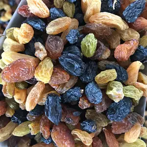 First-class healthy nuts and dried fruits natural eight-color raisin export