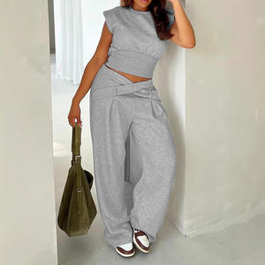 Ensemble décontracté d'été deux pièces pour femme : crop top et pantalon large style européen et américain pour dropshipping Shopify - Product Image 2