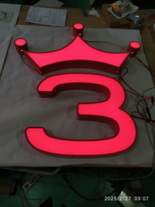 Brandnewsign nhà sản xuất tùy chỉnh không thấm nước <span class=keywords><strong>LED</strong></span> chiếu sáng phía trước ánh sáng ngoài trời 3D kênh chữ hát cửa hàng phía trước dẫn dấu hiệu - Product Image 3
