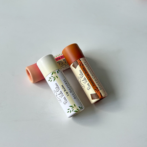 Tube en carton texturé avec logo en relief pour rouge à lèvres artisanal haut de gamme et stick déodorant - Product Image 5