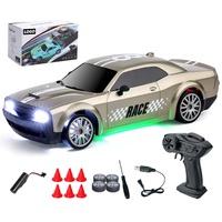 Coche de Carreras Deportivo de Metal a Escala 1/20 con Luces LED, Carro de Derrape en Miniatura con Control Remoto, Juguete de Coche de Derrape de Alta Velocidad de 20 km/h