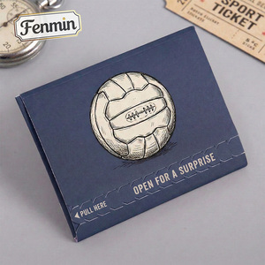Buste di Cartone Premium per Carte Collezionabili, Confezione di Lusso in Carta Nera con Stampa Personalizzata in Rilievo e Striscia a Strappo - Product Image 4