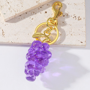 พวงกุญแจผลไม้หลากสีสันน่ารักสไตล์หวานใหม่ ของตกแต่งกระเป๋าแฟชั่น ของขวัญสำหรับสาวๆ เครื่องประดับ - Product Image 6