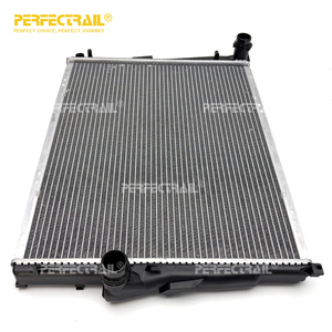 PERFECTRAIL 17119071518, piezas de automóviles de alta calidad, radiador de aluminio de refrigeración para <span class=keywords><strong>BMW</strong></span> 3 Compact E46 <span class=keywords><strong>Z4</strong></span> Coupe E86 <span class=keywords><strong>Roadster</strong></span> E85 - Product Image 1