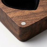 Boîte à alliances de mariage et de fiançailles en bois de noyer écologique Landy, avec couvercle transparent rectangulaire, logo gravé personnalisable