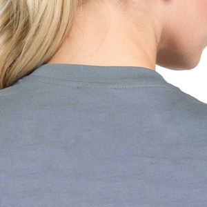 T-shirt pour femme en coton pur personnalisable à manches courtes pour l'été, coupe ajustée et ample - Product Image 4
