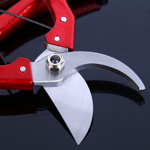 Cisailles de taille Old Partner Bypass 102 Classic Red en acier inoxydable, design papillon, diamètre de coupe 20-30 mm - Product Image 2