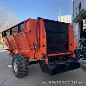 Épandeur d'engrais monté sur tracteur, 8 mètres cubes, type à double disque, pour usage agricole - Product Image 4