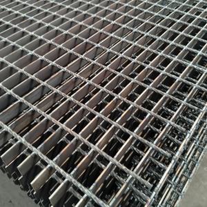 مصارف أرضية متينة من الفولاذ المقاوم للصدأ والفولاذ الكربوني للممرات الخارجية والفيلات والشقق والحدائق، نظام تصريف للحمامات ومغاسل السيارات - Product Image 5