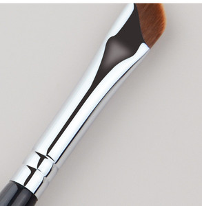 Brosse d'eyeliner fine réutilisable, brosse en bois pour le levage des sourcils et la stratification du <span class=keywords><strong>Gel</strong></span>, Logo, brosse à sourcils angulaire pour la stratification des sourcils - Product Image 4