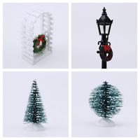 Maison de poupée SANWEI, arbre de Noël éclairé, lampadaire noir, petit arbre de Noël artificiel enneigé, mini arbre de table