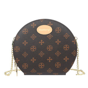 ベラリー 新型 ラウンド 四つ葉のクローバー ダブルジッパーバッグ ショルダーストラップ付き レディース スマホと財布用 - Product Image 4