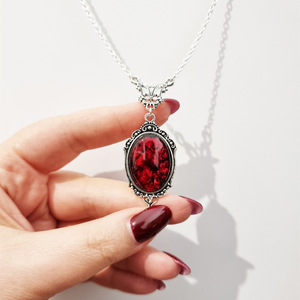 Collar con Colgante de Cuarzo Rojo Sangre Estilo Gótico Vintage, Collar de Mariposa para <span class=keywords><strong>Mujer</strong></span>, Joyería de Bruja con Relieve de Vampiro - Product Image 2