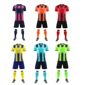 Quick Dry 2022-2023 alta qualità Benefit Enterprises uniforme da calcio da uomo OEM Design uniforme da calcio Kit completo da calcio