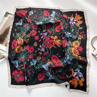 Petit foulard en soie à imprimé chaîne blanc et marron pour femme, idéal pour le cou et comme ruban décoratif pour sac