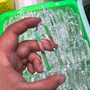 Pierre <span class=keywords><strong>de</strong></span> guérison en cristal <span class=keywords><strong>de</strong></span> <span class=keywords><strong>Quartz</strong></span>, pierre naturelle <span class=keywords><strong>de</strong></span> qualité supérieure, blanc, <span class=keywords><strong>Quartz</strong></span> transparent, Points à Double extrémité, 1 pièce - Product Image 1