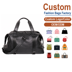 Bolsa de viaje de cuero granulado negro para hombre con correa para el hombro |   Fabricación Personalizada OEM/ODM para Marcas de Aventura y Negocios - Product Image 1