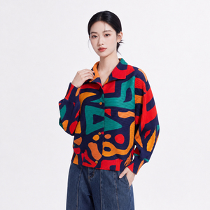 Chaqueta Plisada para Mujer, Cuello Alto, Estampado Geométrico, Cierre de un Solo Botón, Manga Murciélago, Estilo Miyake, Top de Diseñador para Verano - Product Image 3