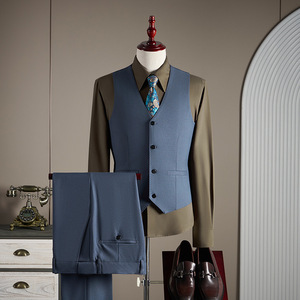 Completo in Lana a Tre Pezzi per Uomo, Abbigliamento Business Casual Autunno-Inverno, Ideale per Cerimonie Nuziali - Product Image 3
