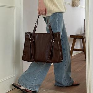 Sac fourre-tout marron uni, moyen, fermeture éclair souple, usage quotidien, sac à main pour femme - Product Image 4