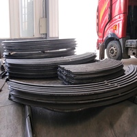 Support en acier profilé U36 avec cadre composé de poutres de toit, deux pieds, quatre câbles de fixation et deux pieds de base