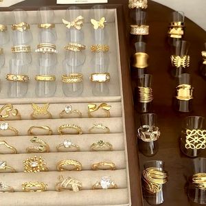 Bagues tressées plaquées or 18 carats haut de gamme pour femmes bijoux en acier inoxydable en gros - Product Image 1