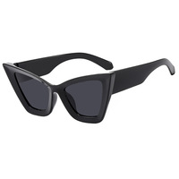 Lunettes de soleil UNOC de luxe vintage surdimensionnées œil de chat pour femmes, noires, brunes, élégantes, monture blanche et grise en PC pour hommes