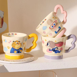 <span class=keywords><strong>Taza</strong></span> de Café de Cerámica de Judy Nick de Zootopia de <span class=keywords><strong>Disney</strong></span>, con Asa, Capacidad de 330 ml, Apta para Microondas y Lavavajillas, Diseño Moderno para el Hogar y la Oficina - Product Image 3