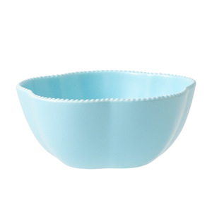 Vente en gros de bols en céramique simples de couleur unie en forme de fleur, bols à riz domestiques de 6 pouces, bols à soupe sous glaçure, vaisselle avec un design - Product Image 2