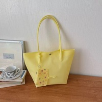 Tas Tote Wanita Transparan PVC Jelly Kapasitas Besar Langsung dari Pabrik untuk Musim Panas dengan Logo Kustom-ODM