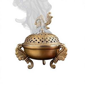 Brûleur d'encens décoratif en métal pour table basse, étagère, décoration religieuse, écologique, fait main, naturel, à bas prix M/S SHAAD - Product Image 1