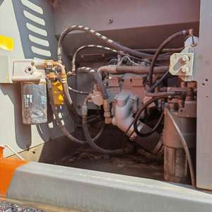 รถขุดตีนตะขาบฮิตาชิ ZX250-3G มือสอง น้ำหนักใช้งาน 25 ตัน พร้อมเกียร์หลัก มอเตอร์ เครื่องยนต์ ปั๊ม รุ่นปี 2018 นำเข้าจากต่างประเทศ - Product Image 5