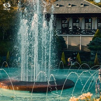 Fuente Musical Danzante Water Crown para Exteriores, Decoración Acuática de Plata y Latón con Diseño Personalizado