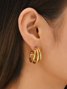 Boucles d'oreilles créoles plaquées or élégantes pour femmes, légères, massives, bijoux de mode pour fêtes, tenues décontractées et usage quotidien - Product Image 3