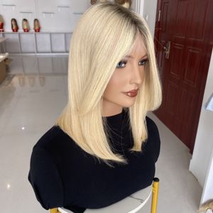 Nuovo Arrivo Parrucche di Capelli Umani Naturali Europei Senza Colla Ombre Biondo Ondulato per Donne Bianche con Base in Monofilamento 5"*5" - Product Image 2