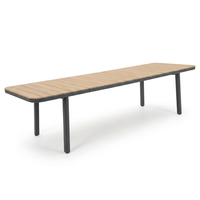 Table de salle à manger extensible d'extérieur avec structure en aluminium thermolaqué et plateau en bois composite, idéale pour villa et jardin