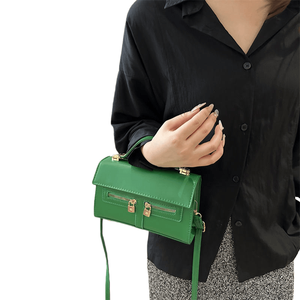 กระเป๋าถือสะพายข้างลายการ์ตูนหนัง PU พร้อมหัวเข็มขัดสำหรับผู้หญิงแฟชั่นปี 2025 ขายส่ง - Product Image 4