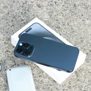 โทรศัพท์มือถือ USA 5G รุ่น 15 15Pro 15 Pro Max ความจุ 128GB 256GB 512GB พร้อมระบบ LTE - Product Image 1