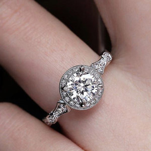 Anillo de circonita con ocho corazones y flechas para mujer, joyería de moda minimalista y brillante - Product Image 2