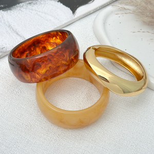 Thời Trang Phù Hợp Kim Chunky Nhựa Rộng Bangle Vòng Đeo Tay Thiết Lập Cho Phụ Nữ Hợp Thời Trang Phụ Nữ Cuff Vòng Đeo Tay Trong Tay Phụ Kiện Đồ Trang Sức Quà Tặng - Product Image 3