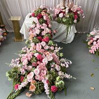 Nouveautés ML : Grande guirlande de fleurs artificielles en cascade rose et vert avec une touche de rose vif pour la décoration de mariage