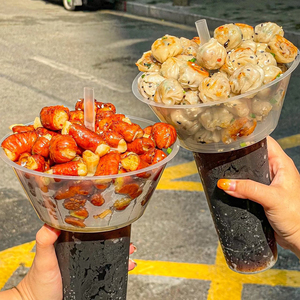 Vaso de Plástico Ecológico PP de 700ml con Logotipo Personalizado para Jugo, Boba, Té de Frutas, Freyo Tower 2 en 1, Vaso para Comer y Beber con Tapa y Recipiente para Snacks - Product Image 3